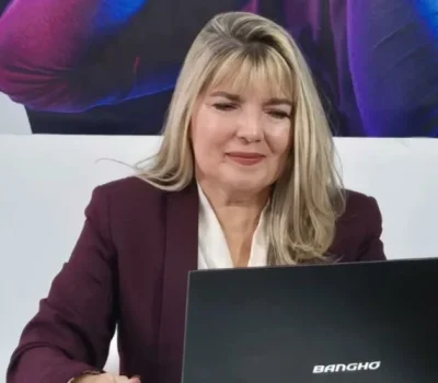 SILVIA CABRERA CONOCERNOS